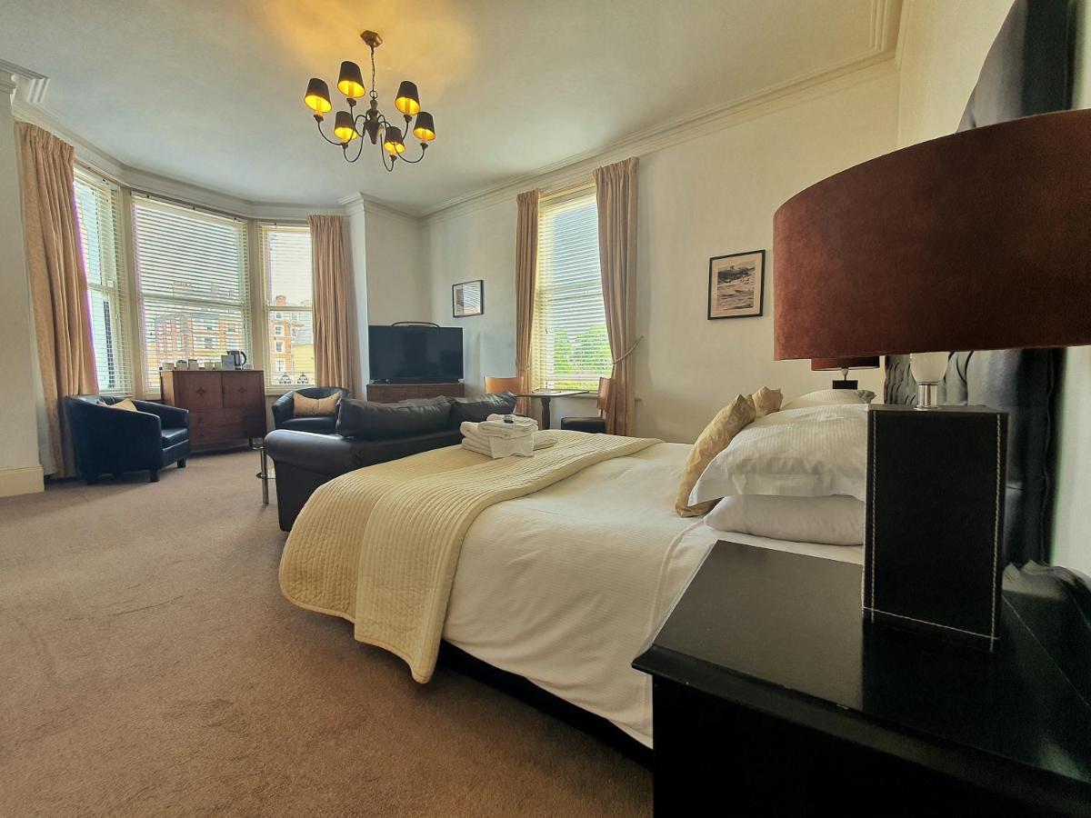 Rowntree Lodge Скарборо Экстерьер фото