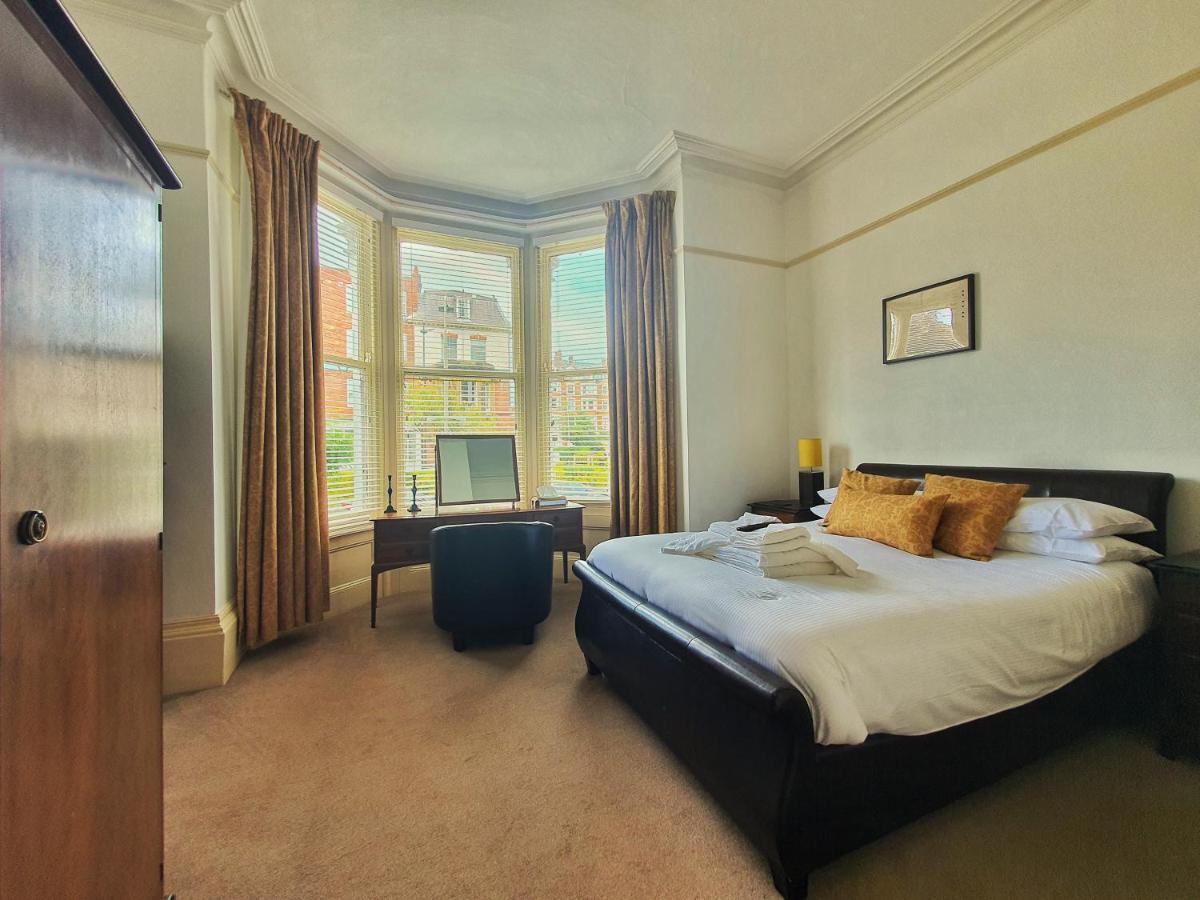 Rowntree Lodge Скарборо Экстерьер фото